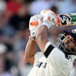 Pant Breaks Sixes Record, Bat Flies Off Too!