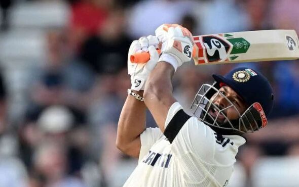 Pant Breaks Sixes Record, Bat Flies Off Too!